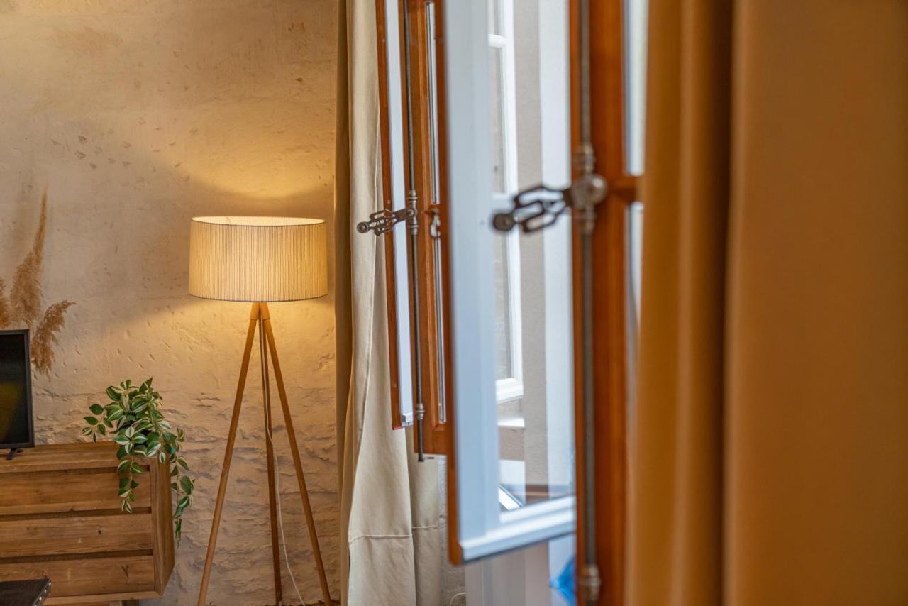 L'Elegance De La Pierre Au Pied De La Maison Carree - Une Nuit A Nîmes Zewnętrze zdjęcie