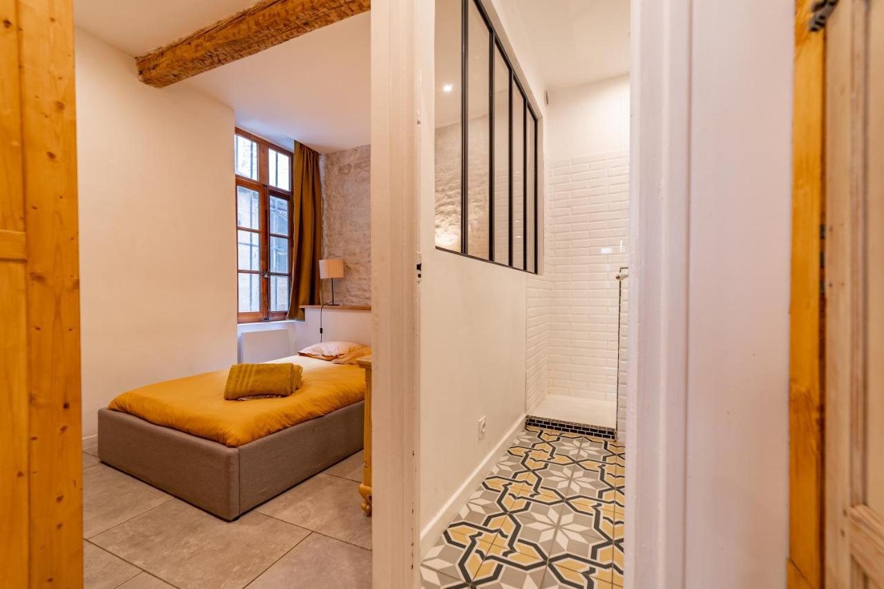 L'Elegance De La Pierre Au Pied De La Maison Carree - Une Nuit A Nîmes Zewnętrze zdjęcie